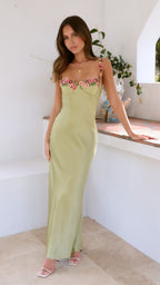 Rhea – Soft Feminine Dress